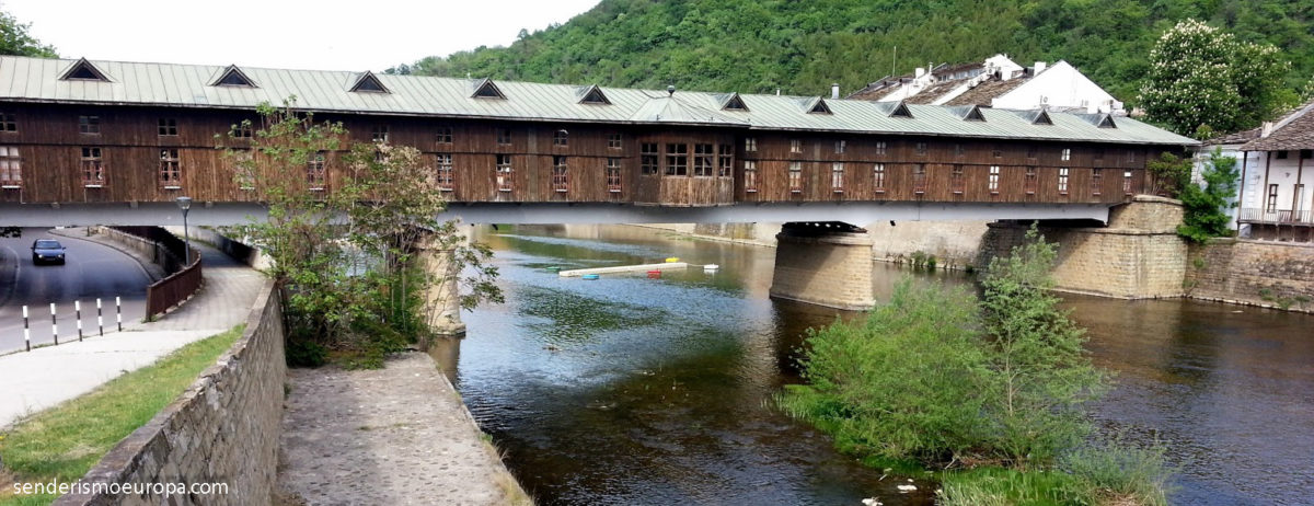 Puente cubierto de Lovech