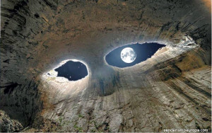 Gottes Augen